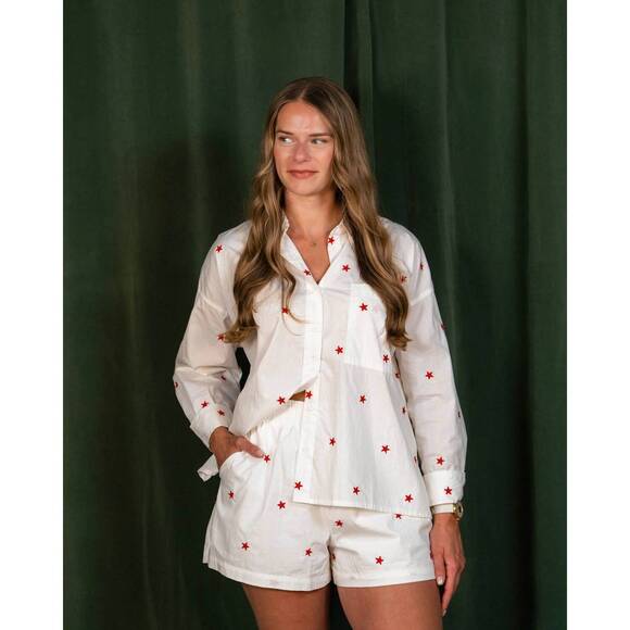 DAY + MOON Pants - NEW DAY + MOON star embroidered woven relaxed shorts in white